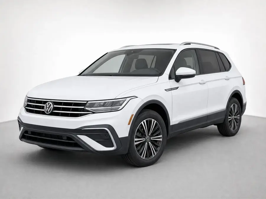 2024 Volkswagen Tiguan — image 1 of 9