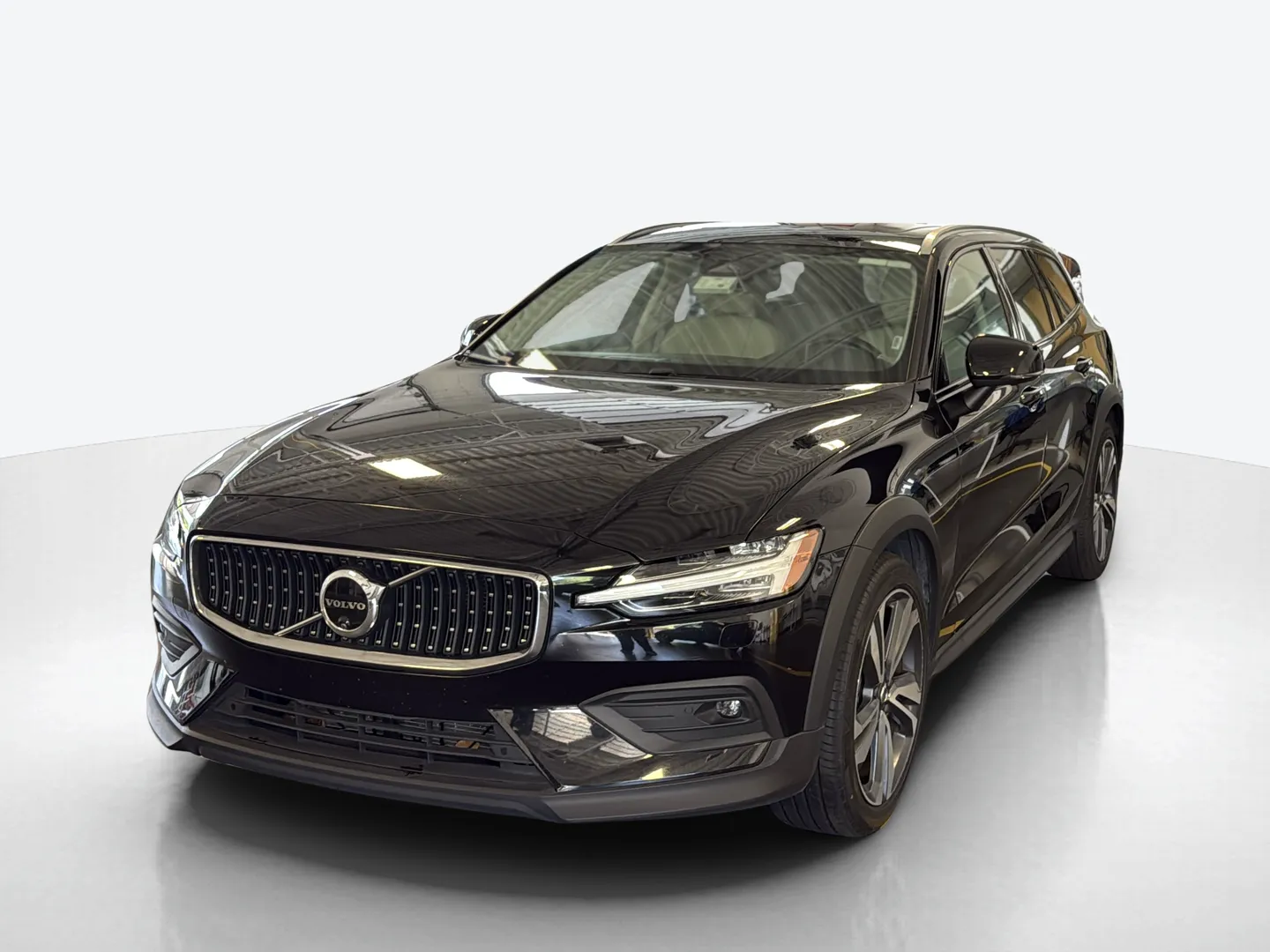 2025 Volvo V60 Cross Country