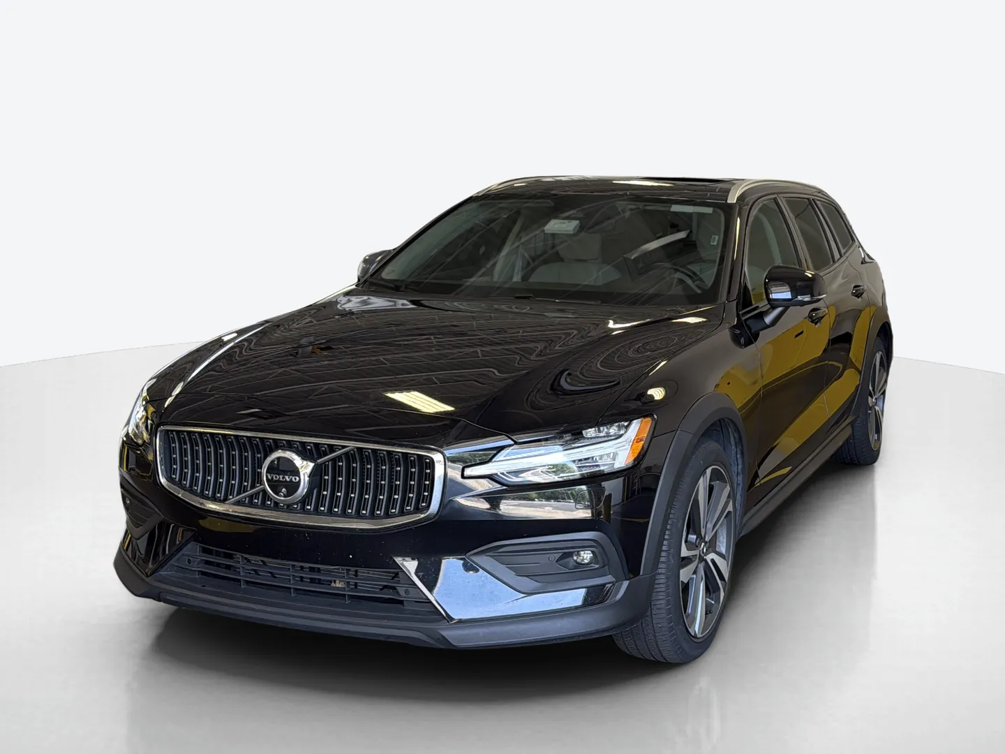 2025 Volvo V60 Cross Country