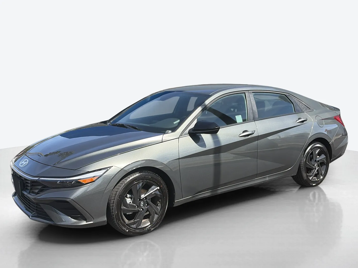 2026 Hyundai Elantra — image 1 of 6