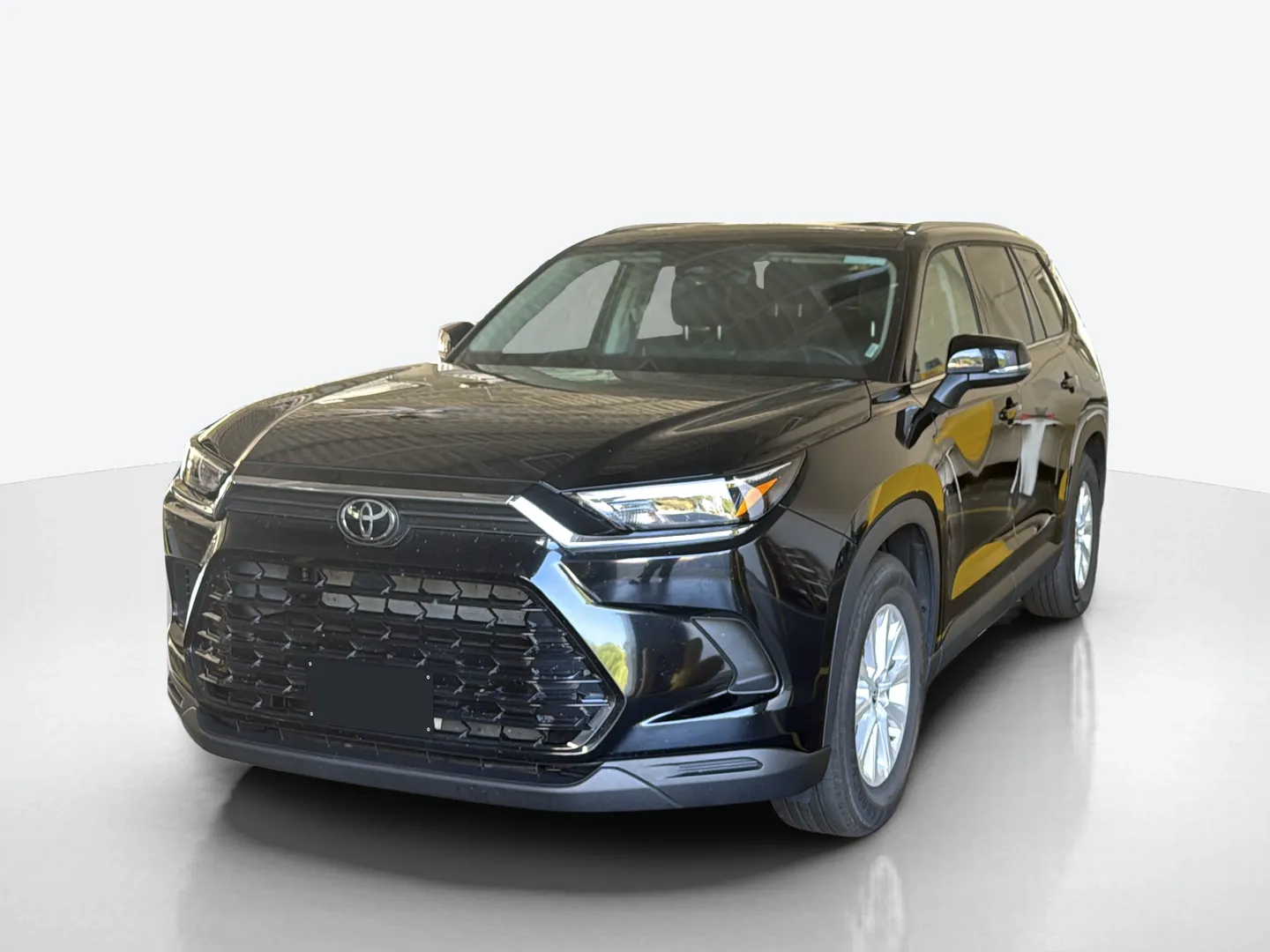 2025 Toyota Grand Highlander — image 1 of 6
