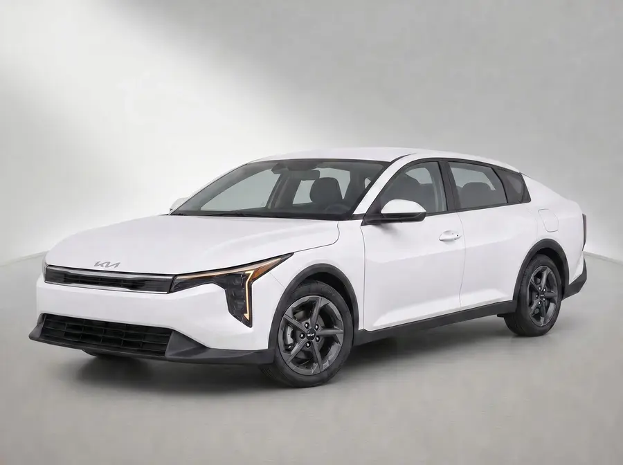 2025 Kia K4 — image 1 of 9