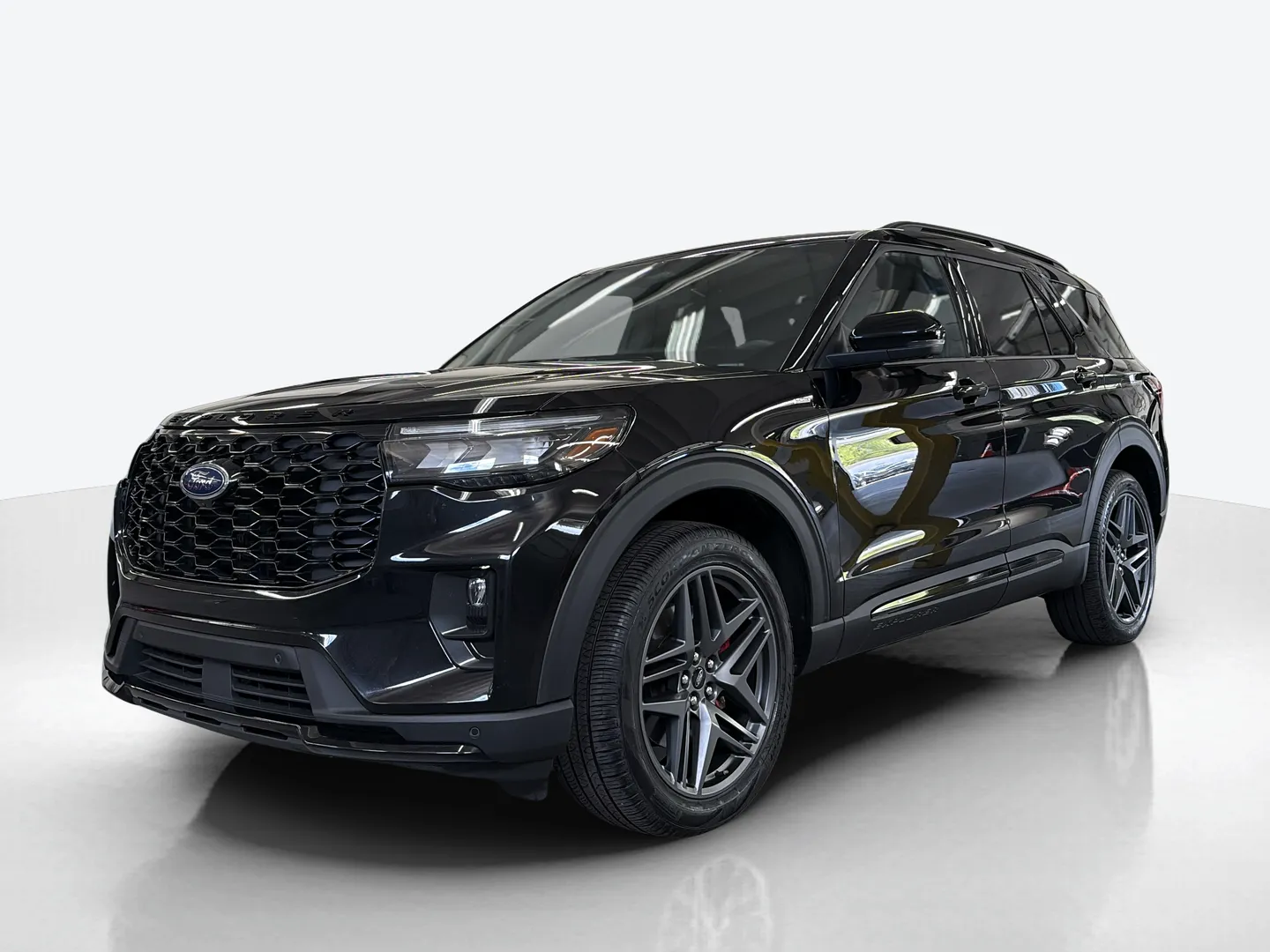 2025 Ford Explorer — image 1 of 6