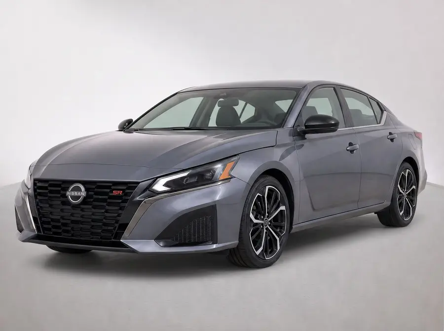 2025 Nissan Altima — image 1 of 9