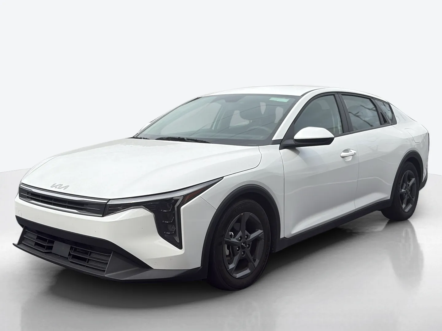 2025 Kia K4 — image 1 of 6