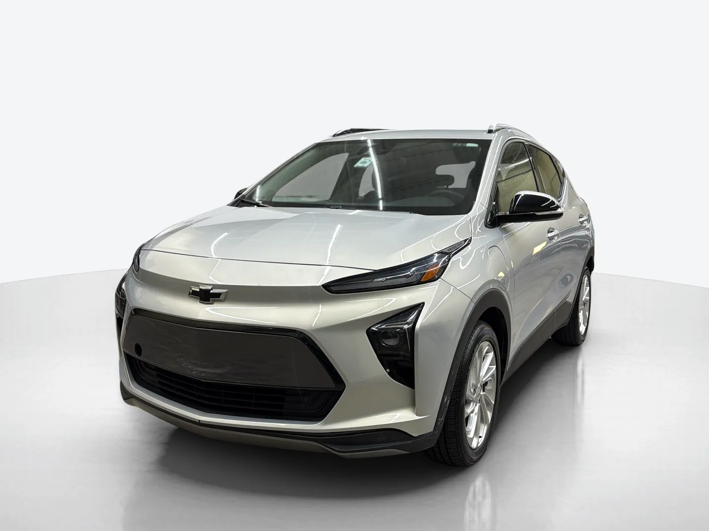 2023 Chevrolet Bolt EUV — image 1 of 6