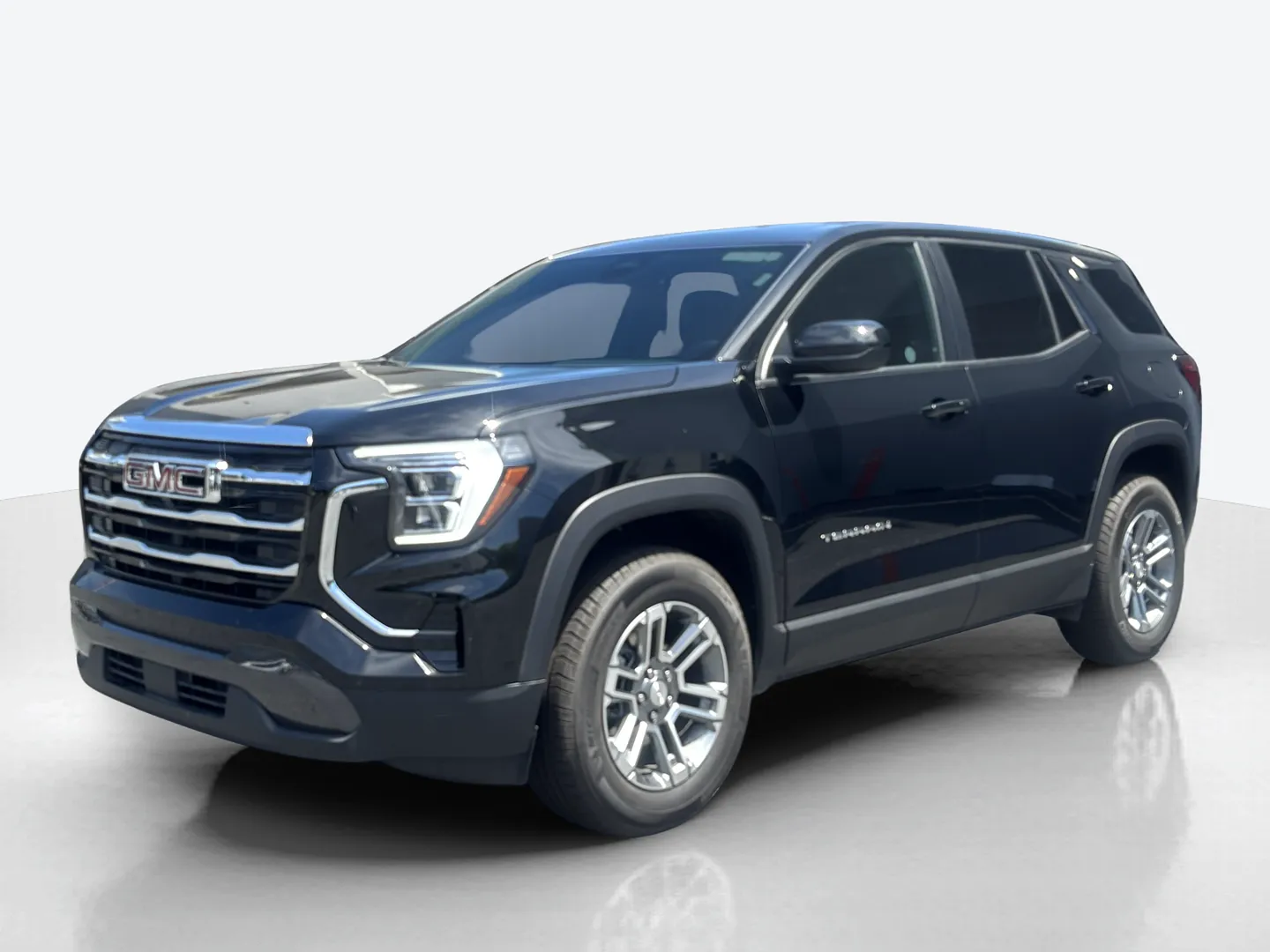 2026 GMC Terrain — image 1 of 6