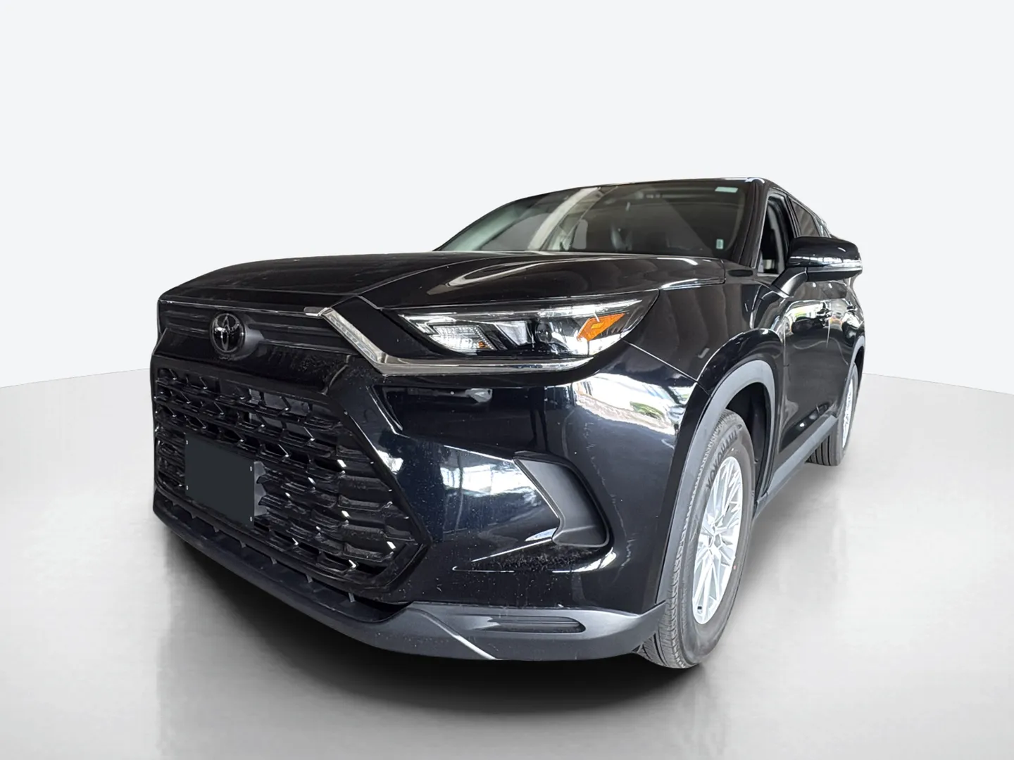 2025 Toyota Grand Highlander — image 1 of 5