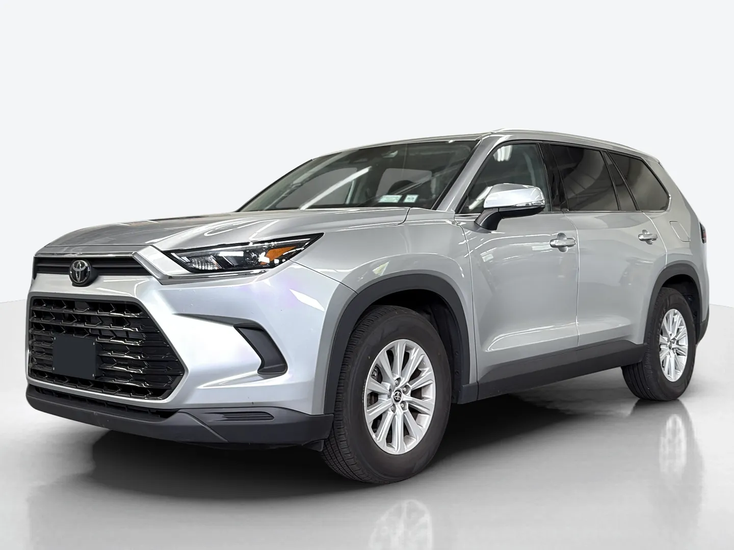 2025 Toyota Grand Highlander — image 1 of 5