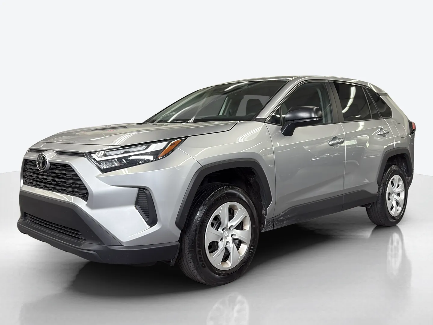 2025 Toyota RAV4 — image 1 of 6