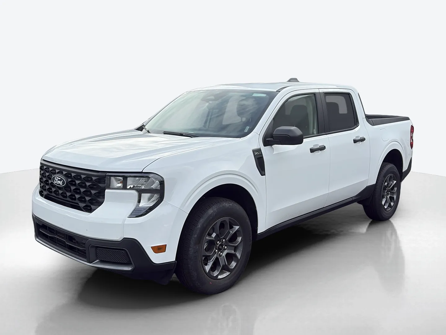 2026 Ford Maverick — image 1 of 5