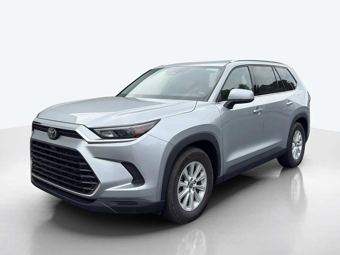 2025 Toyota Grand Highlander — image 1 of 6