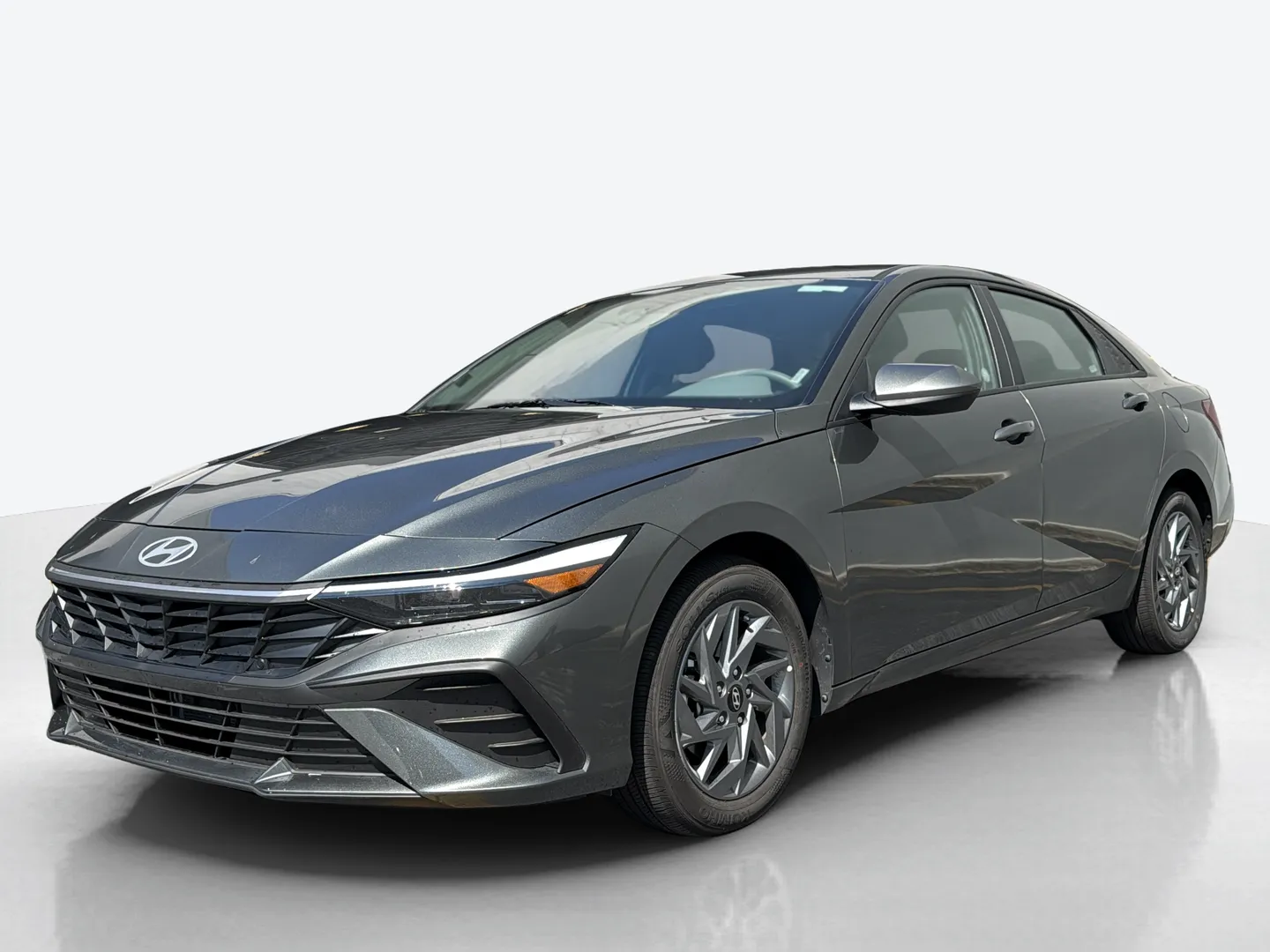 2026 Hyundai Elantra Hybrid — image 1 of 6
