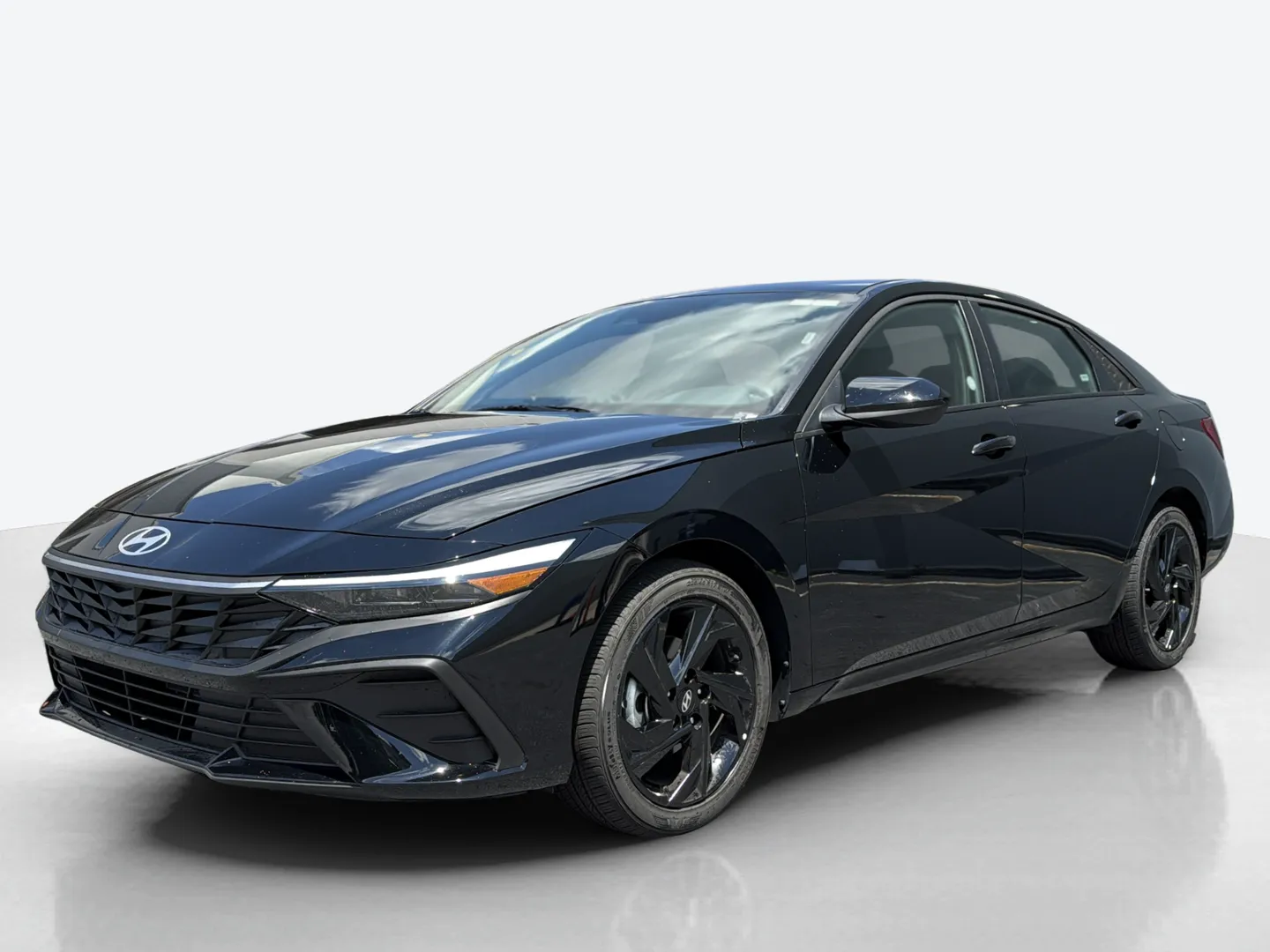 2026 Hyundai Elantra — image 1 of 6