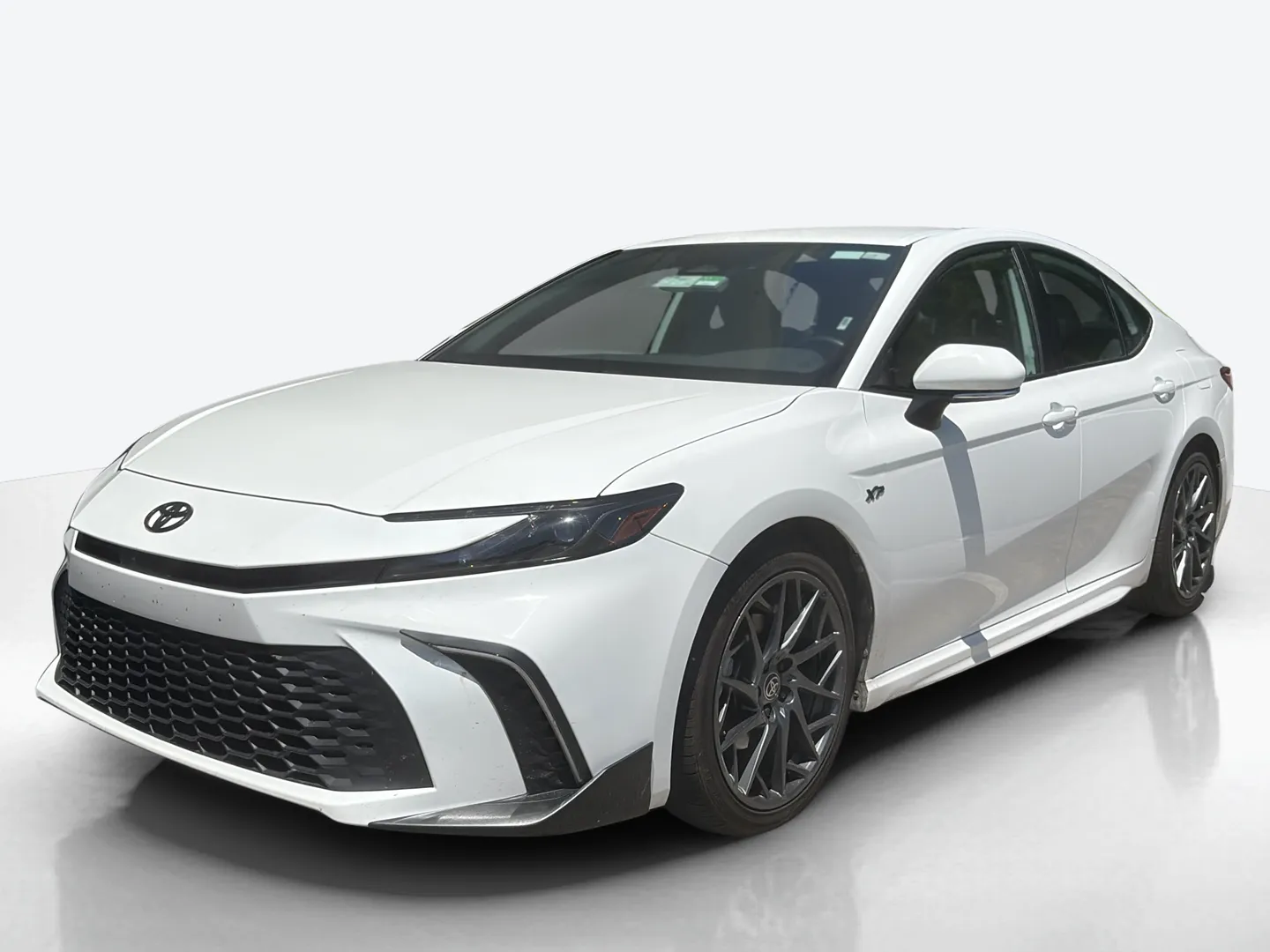 2025 Toyota Camry — image 1 of 6