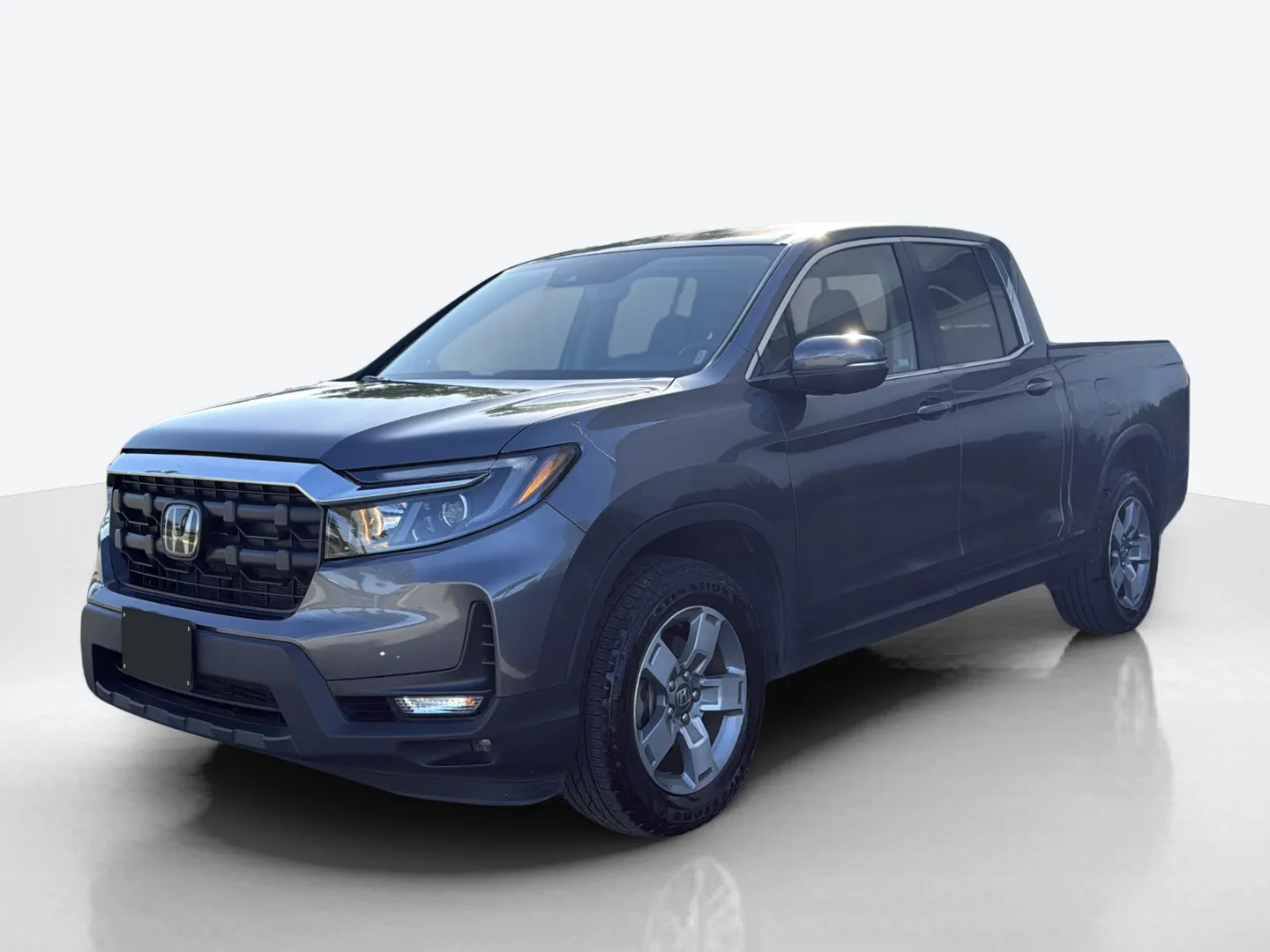 2025 Honda Ridgeline — image 1 of 6