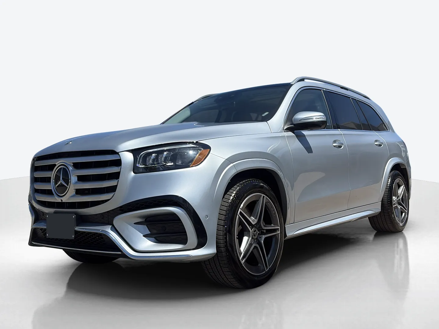 2026 Mercedes-Benz GLS — image 1 of 5