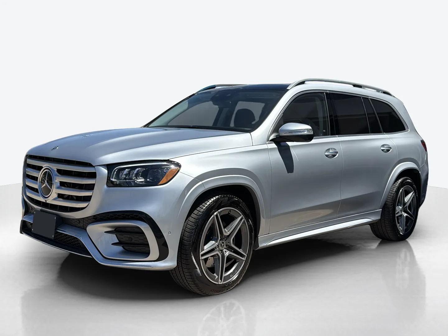 2026 Mercedes-Benz GLS — image 1 of 8