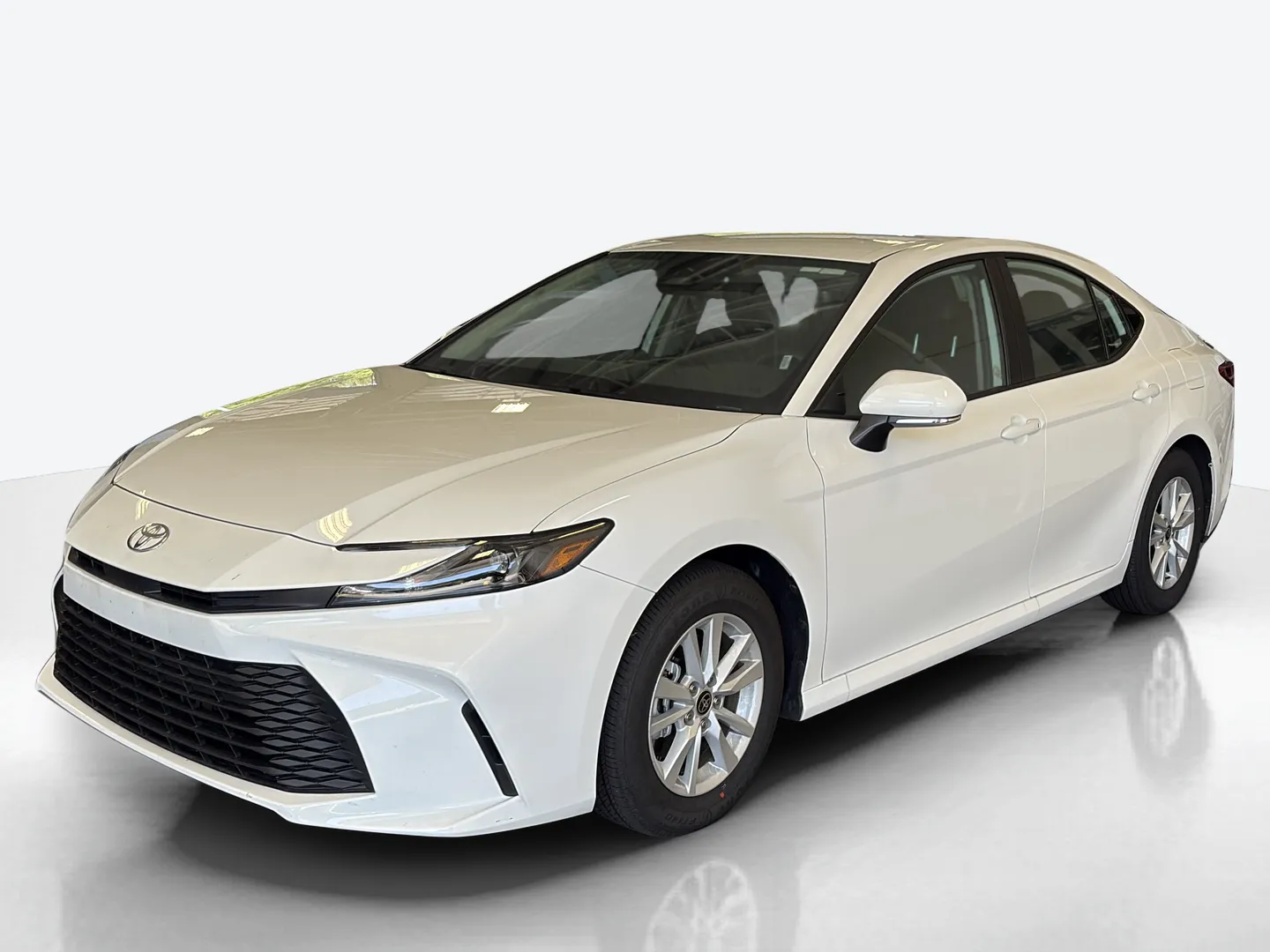 2026 Toyota Camry — image 1 of 6