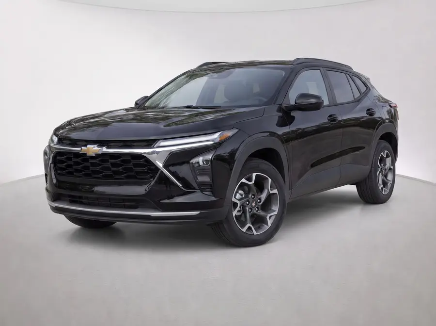 2025 Chevrolet Trax — image 1 of 9