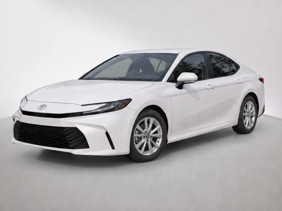 2025 Toyota Camry — image 1 of 9