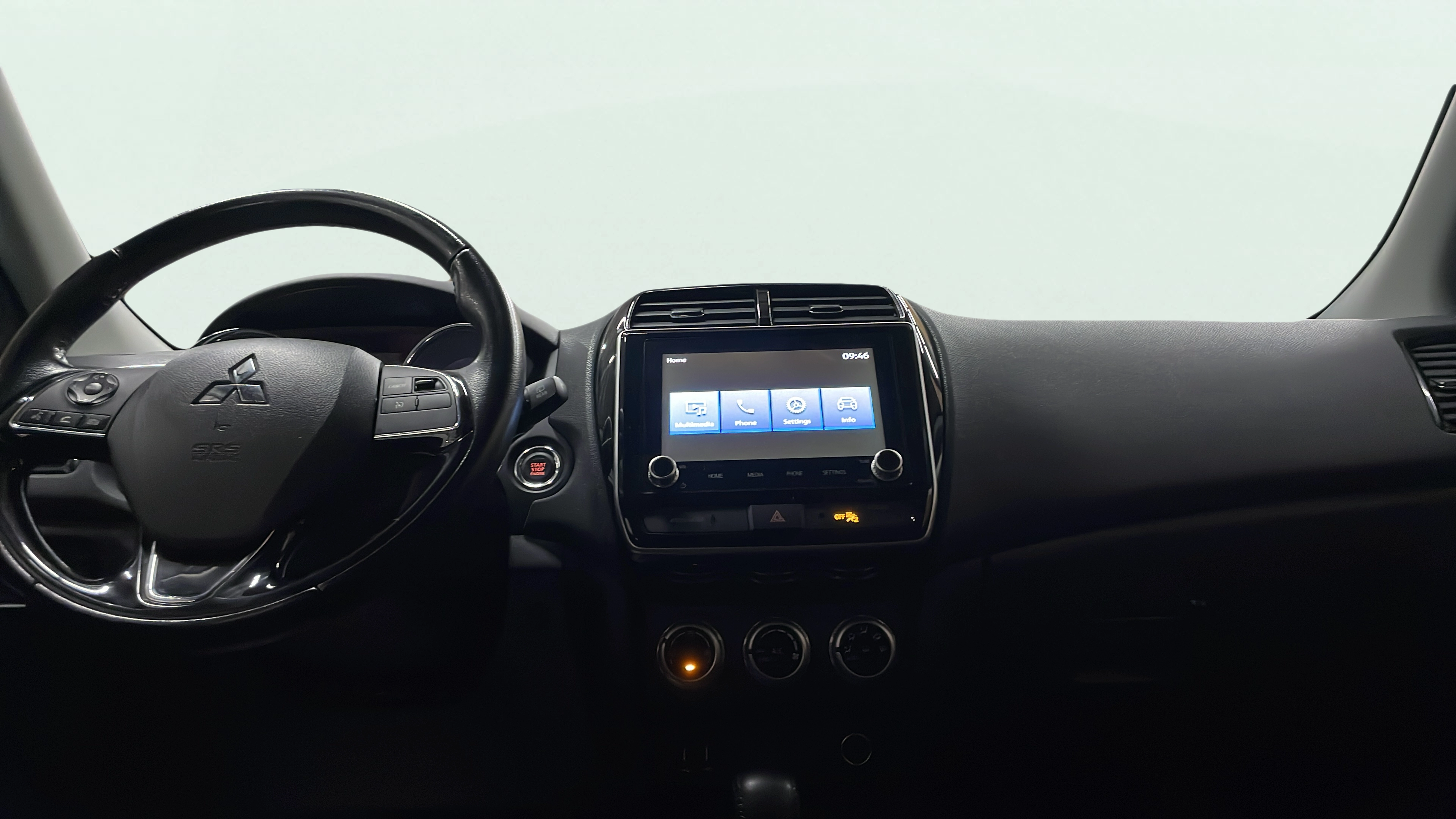 Vehicle interior 360 preview