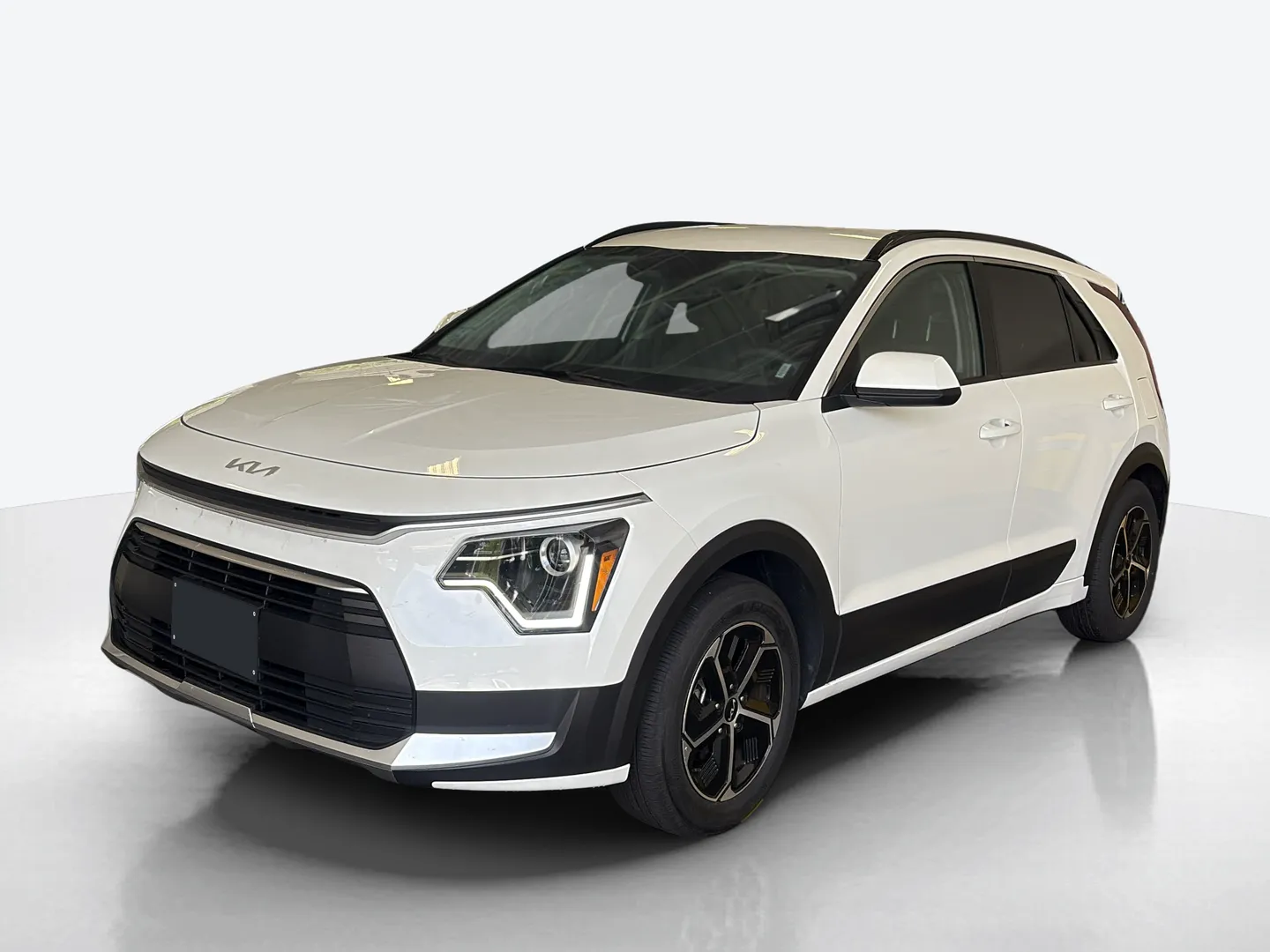 2025 Kia Niro — image 1 of 4