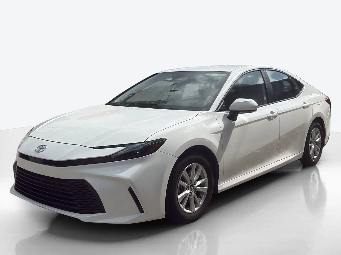 2025 Toyota Camry — image 1 of 5