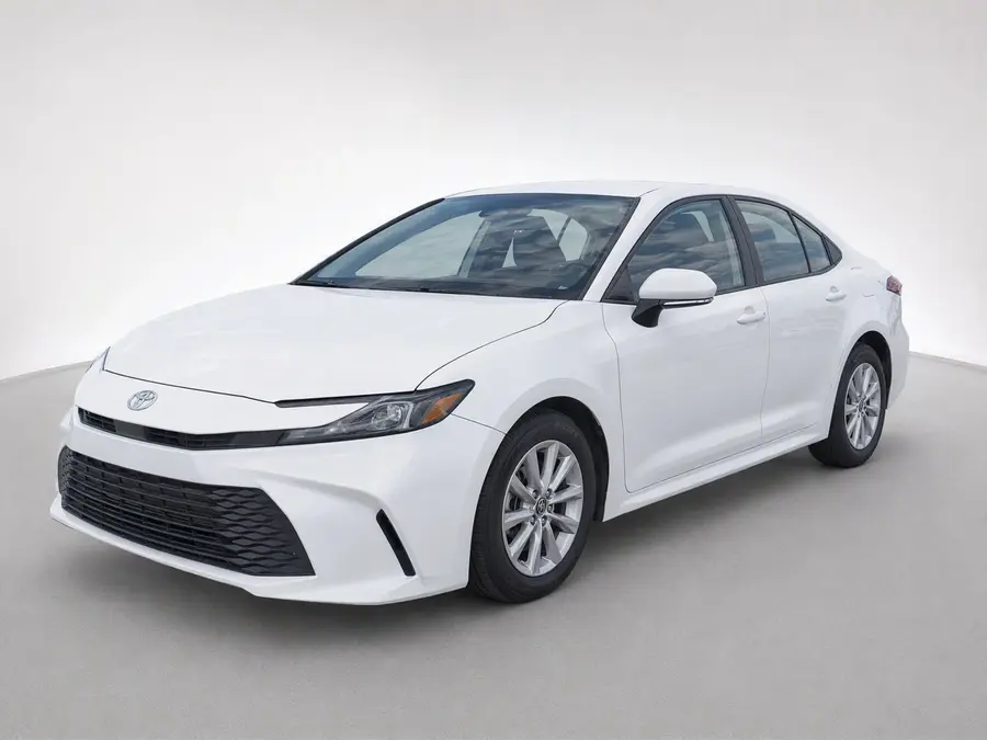 2025 Toyota Camry — image 1 of 9