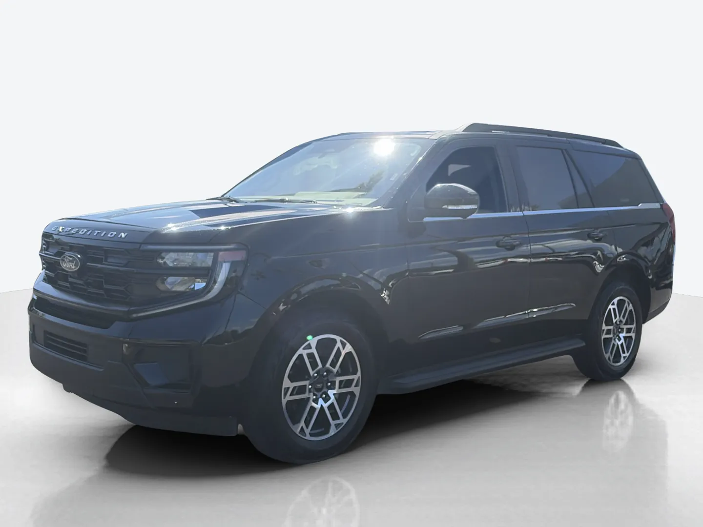 2025 Ford Expedition — image 1 of 8