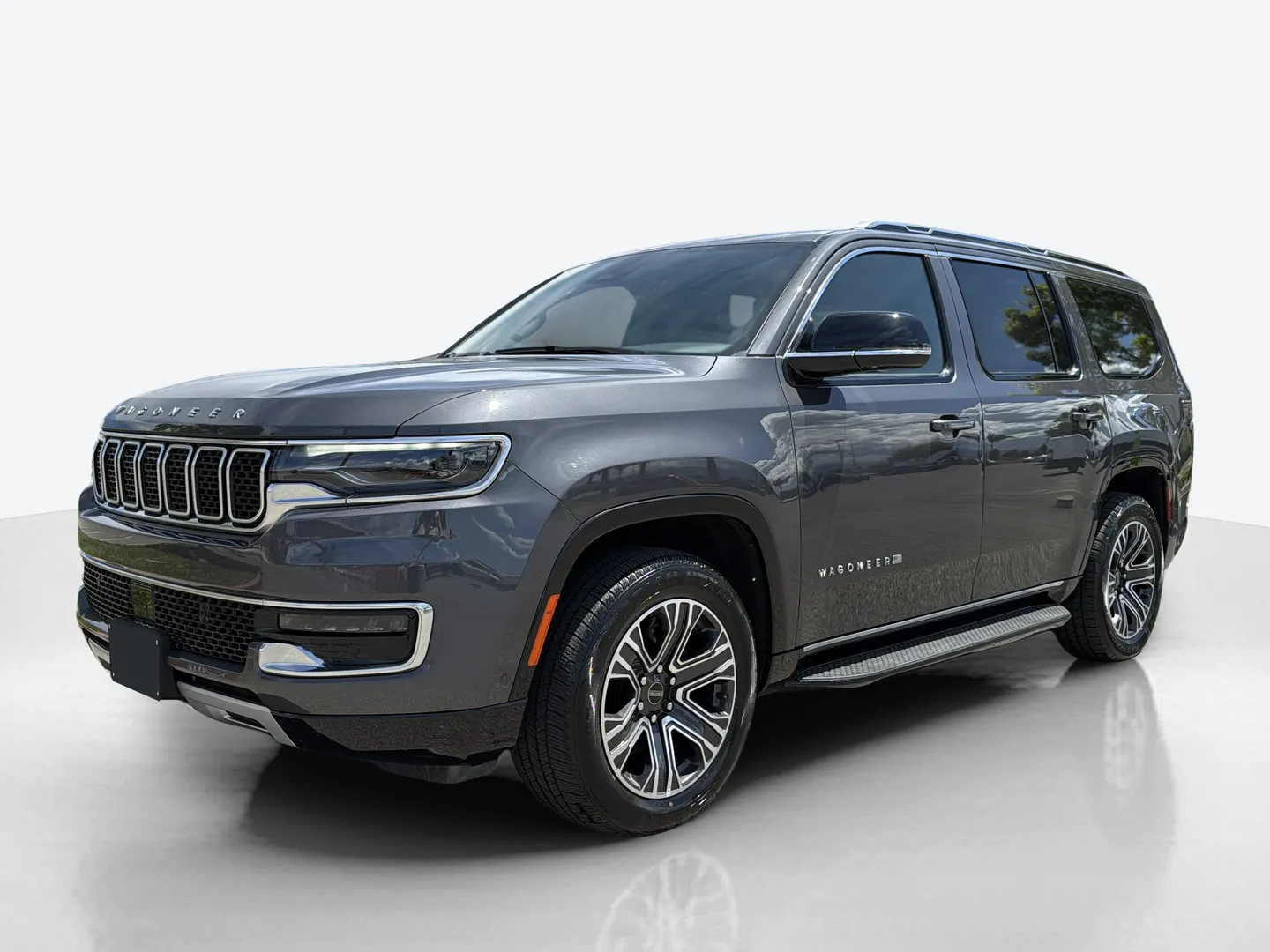 2025 Jeep Wagoneer — image 1 of 8