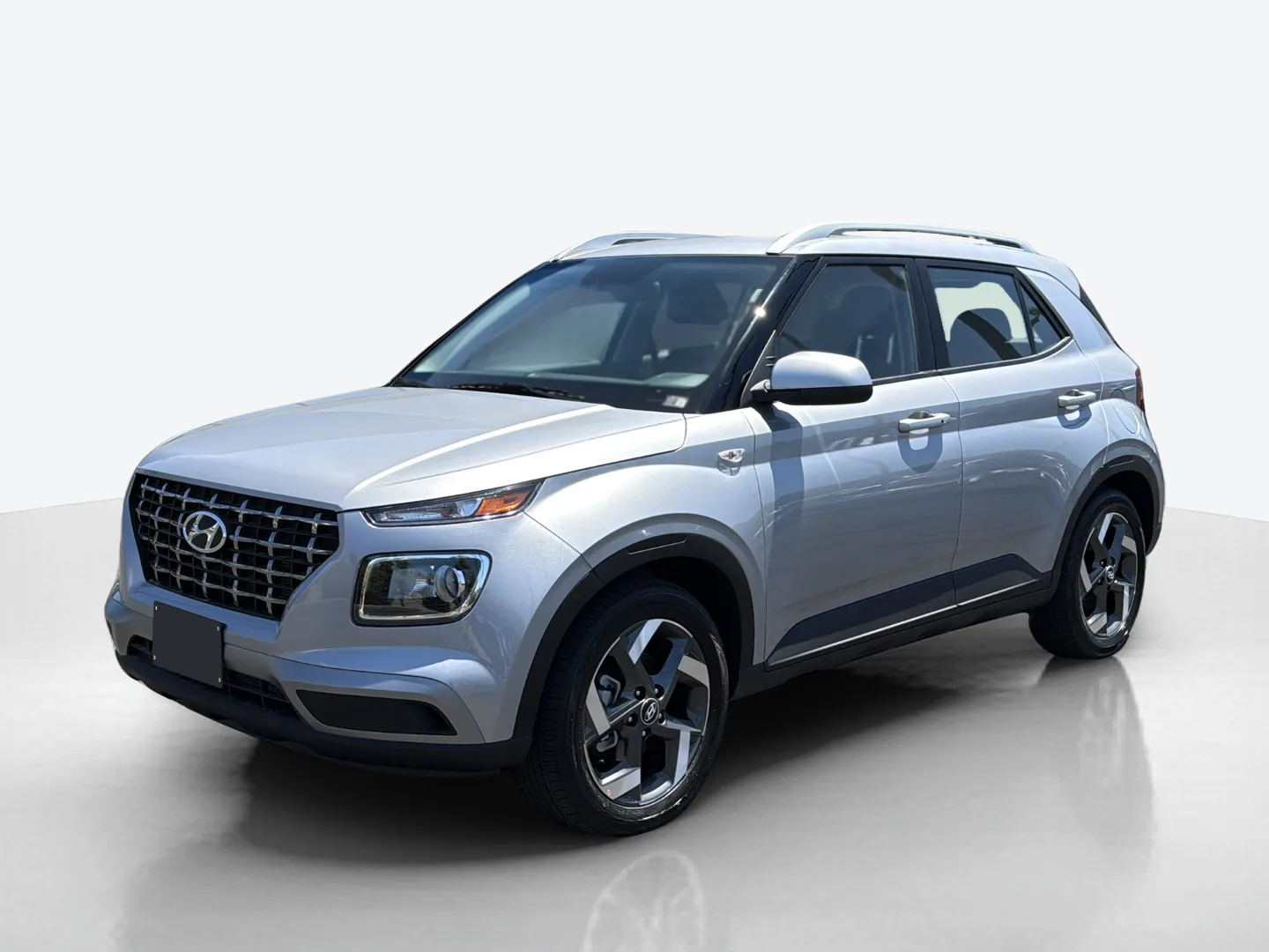 2026 Hyundai Venue — image 1 of 8