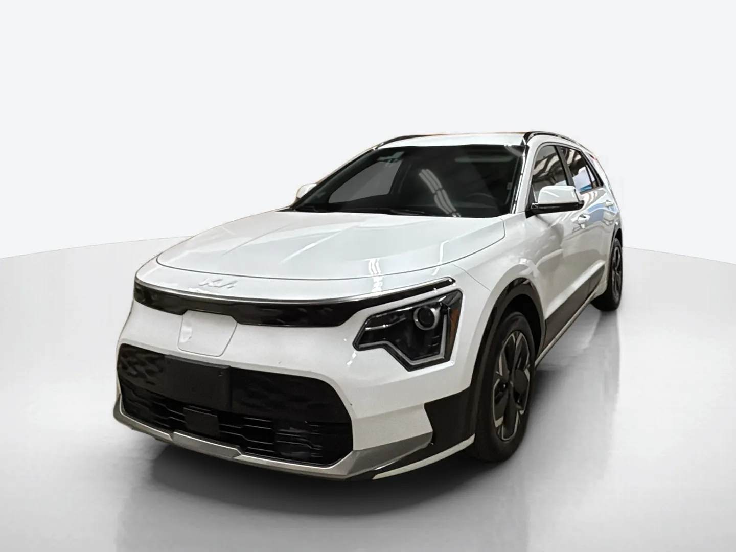 2024 Kia Niro EV — image 1 of 8