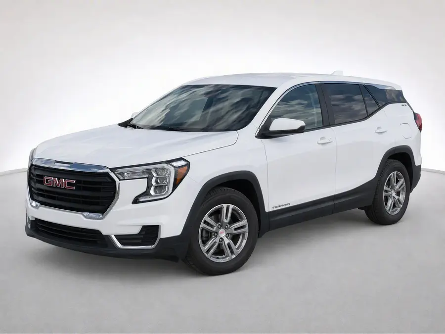 2024 GMC Terrain — image 1 of 9