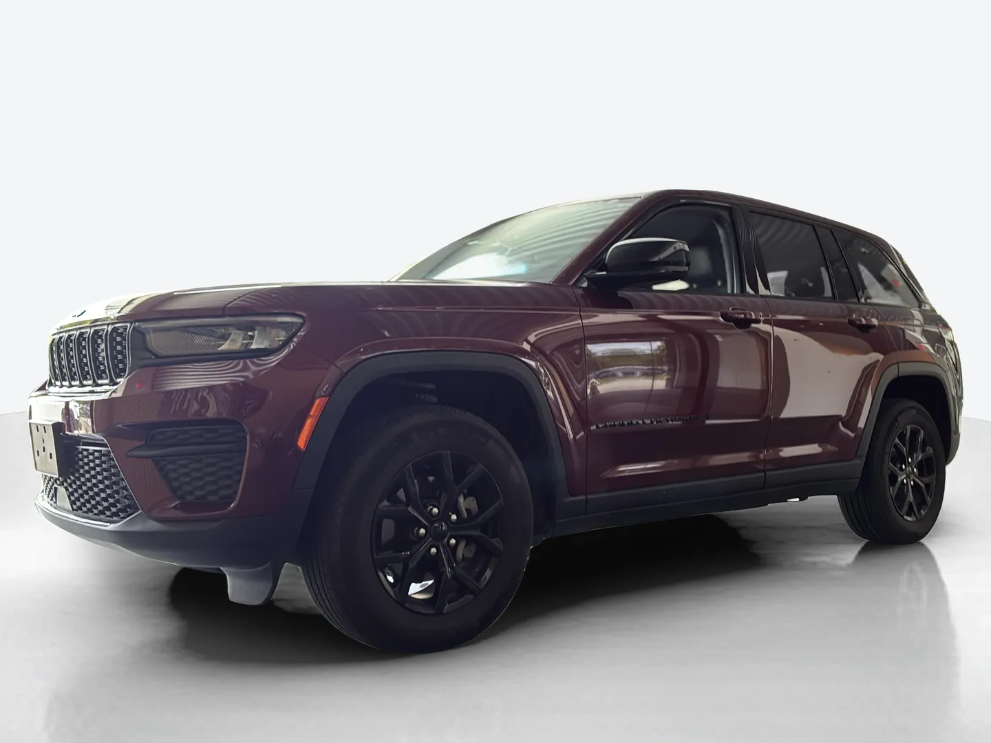 2025 Jeep Grand Cherokee — image 1 of 8