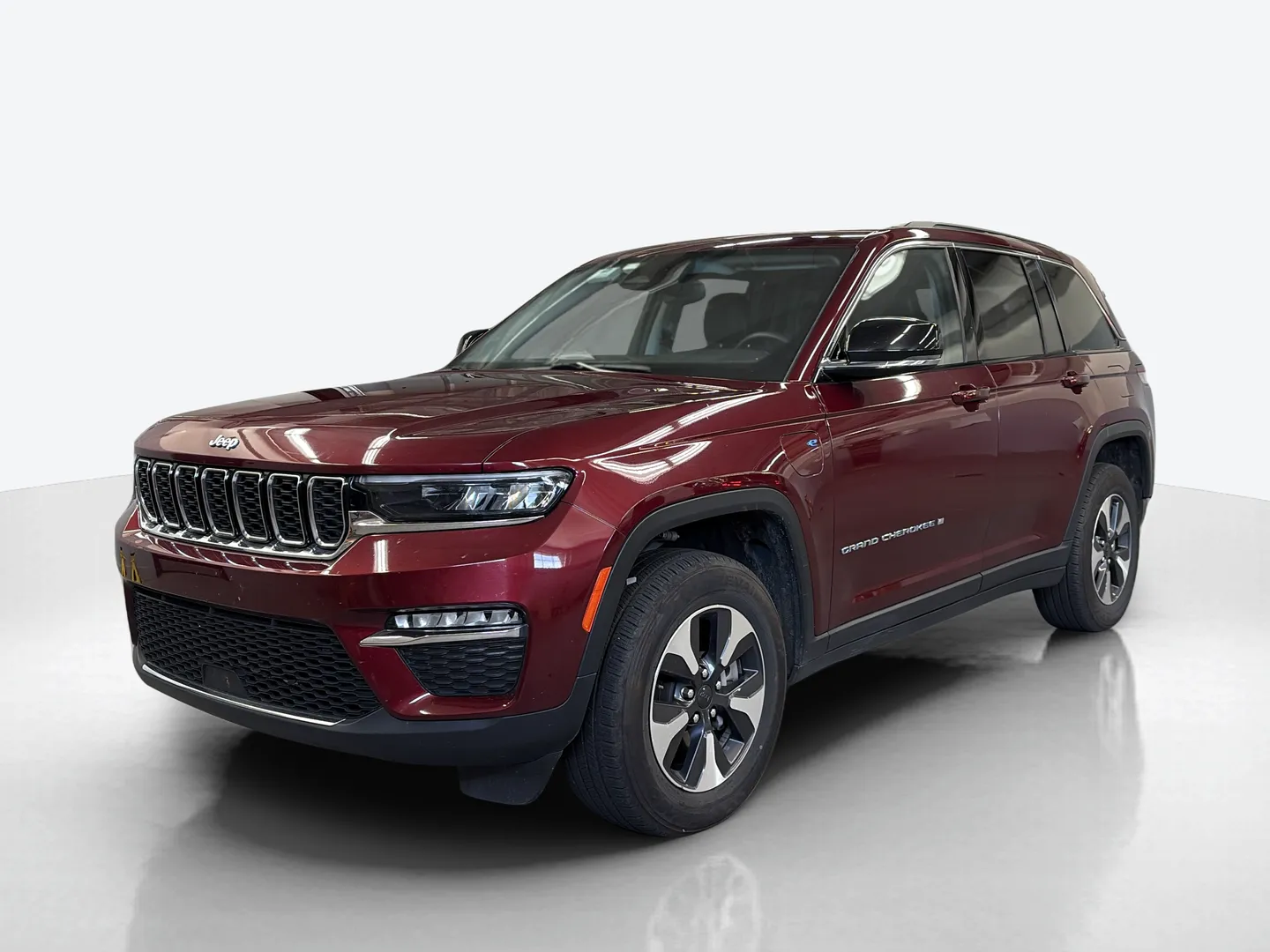 2023 Jeep Grand Cherokee 4xe — image 1 of 8