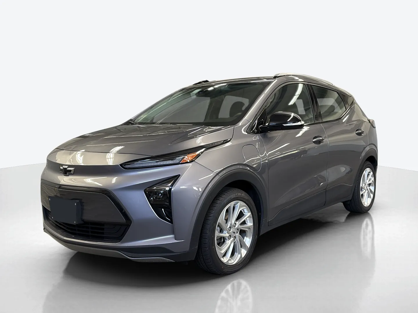 2023 Chevrolet Bolt EUV — image 1 of 8