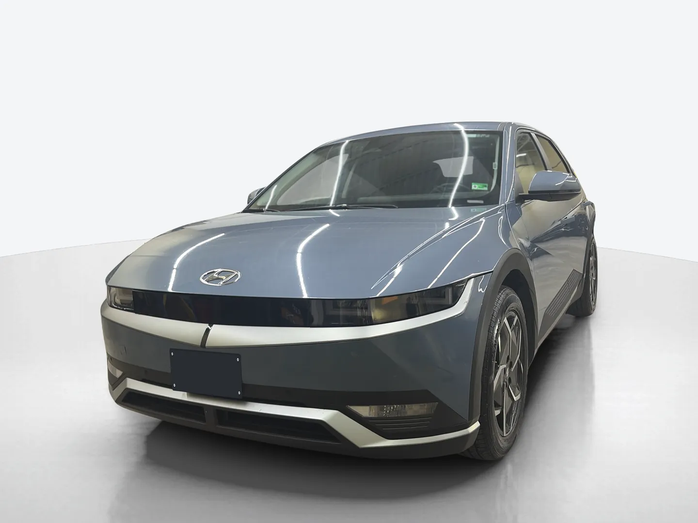2024 Hyundai IONIQ 5 — image 1 of 8