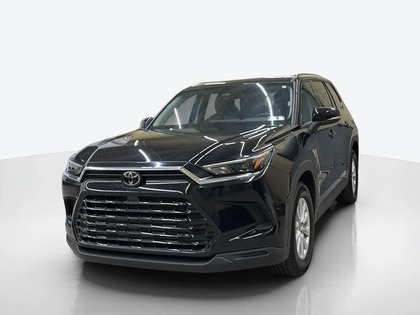 2026 Toyota Grand Highlander — image 1 of 8