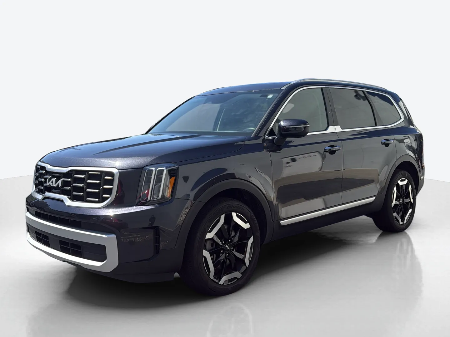 2025 Kia Telluride — image 1 of 8