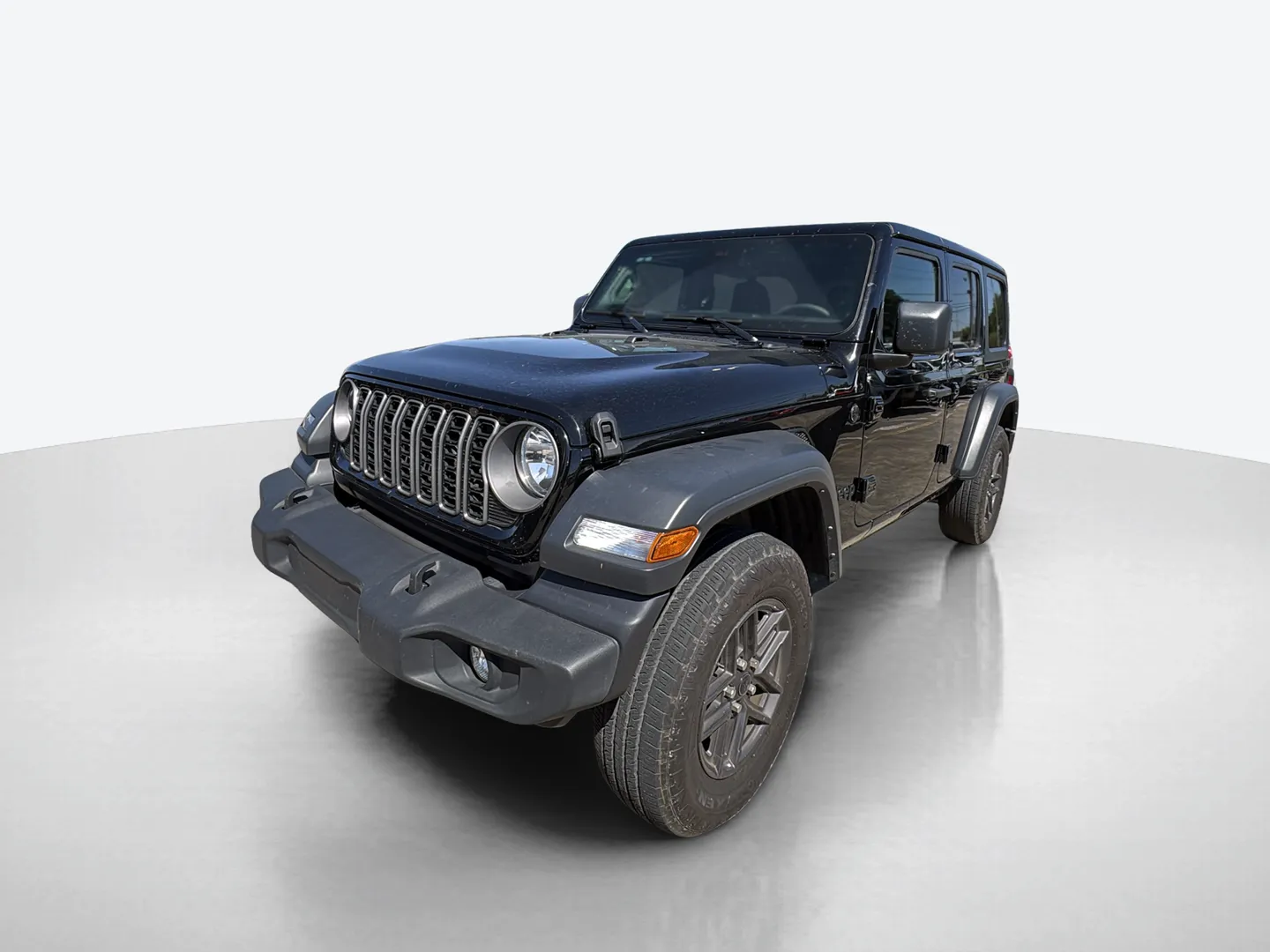 2025 Jeep Wrangler — image 1 of 8
