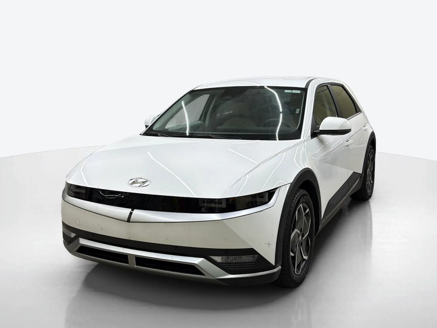 2023 Hyundai IONIQ 5 — image 1 of 8