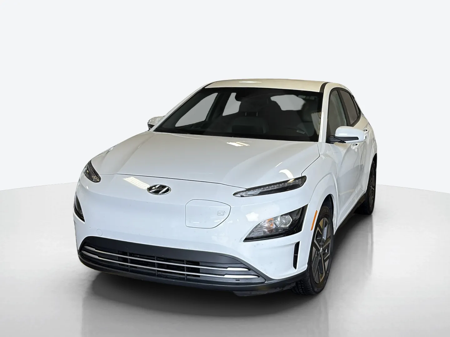 2023 Hyundai Kona Electric — image 1 of 8