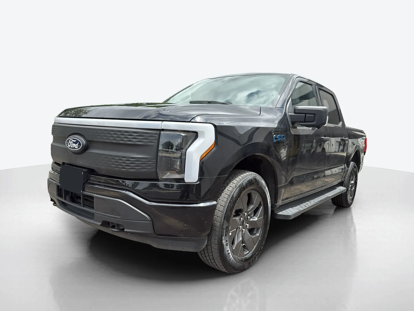 2024 Ford F-150 Lightning — image 1 of 8