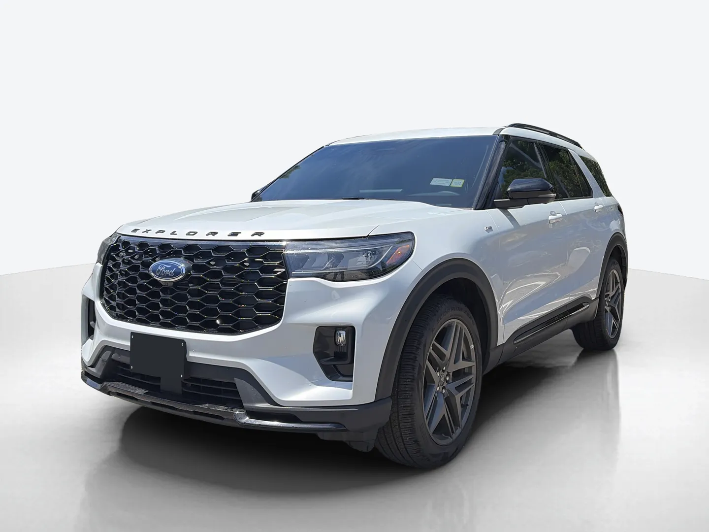 2026 Ford Explorer — image 1 of 8