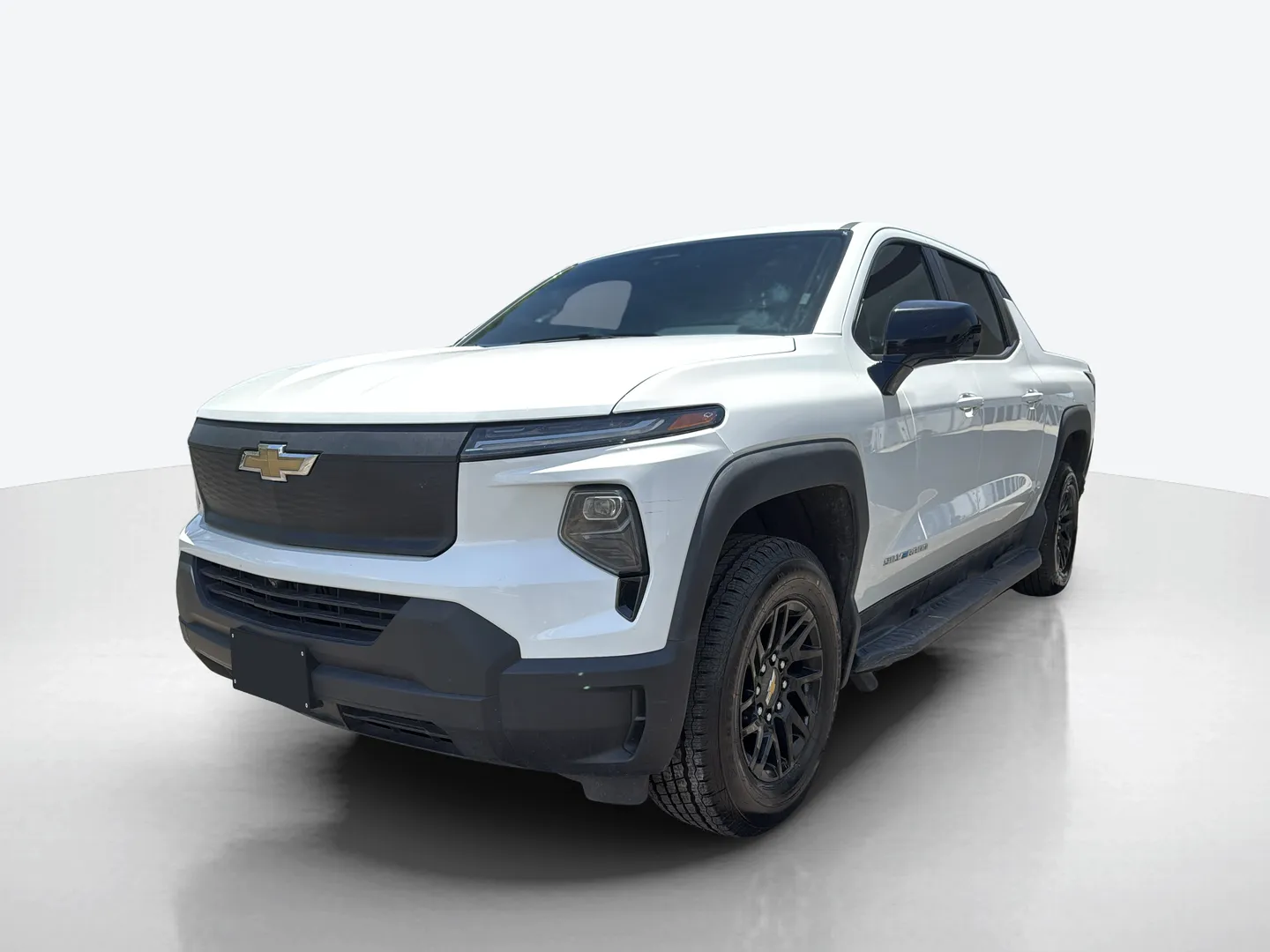 2024 Chevrolet Silverado EV — image 1 of 8