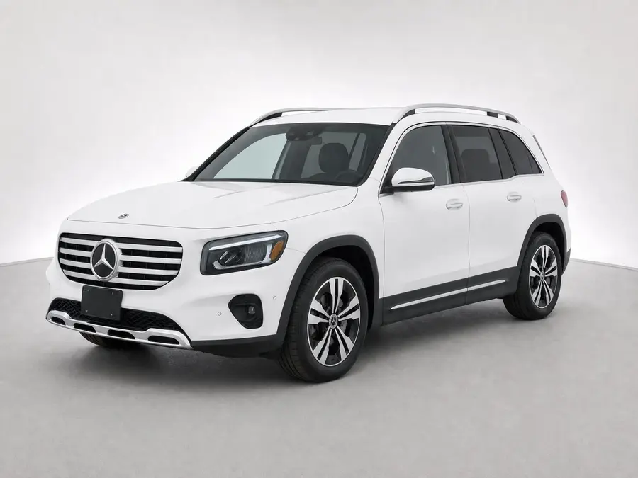 2025 Mercedes-Benz GLB — image 1 of 9