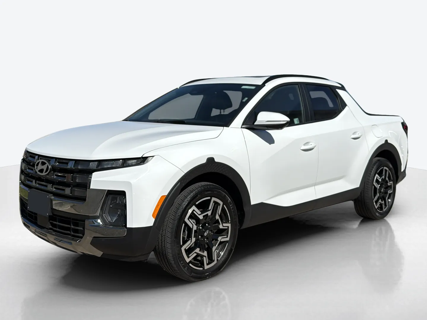 2025 Hyundai Santa Cruz — image 1 of 8