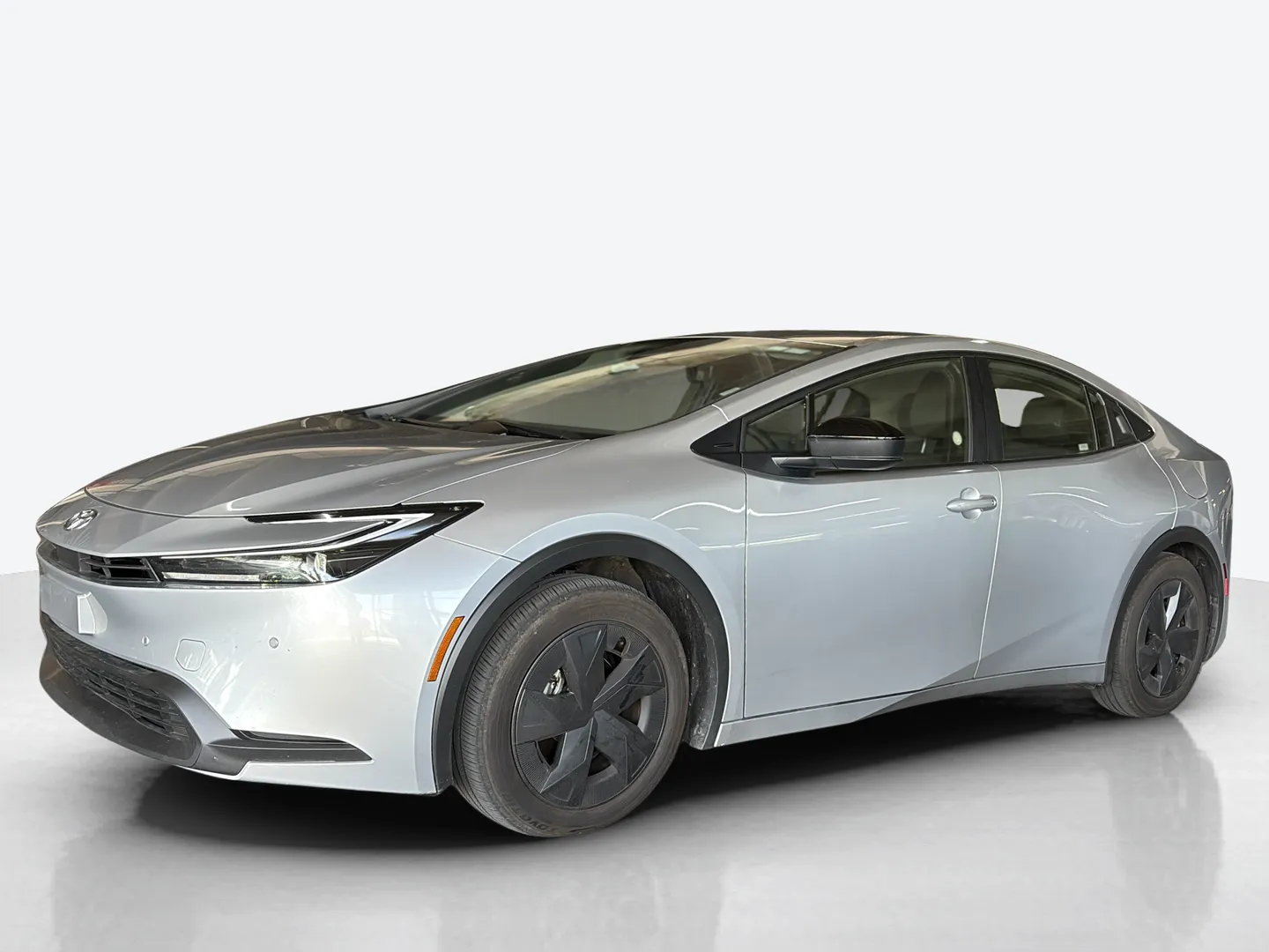 2026 Toyota Prius — image 1 of 8