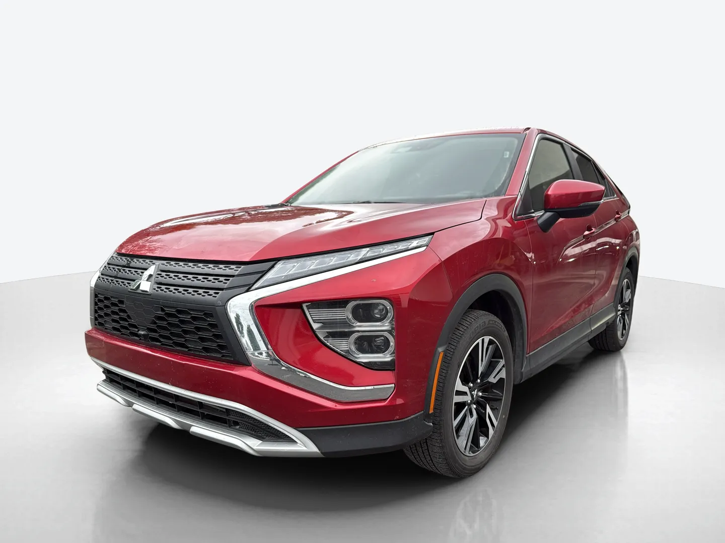 2025 Mitsubishi Eclipse Cross — image 1 of 8